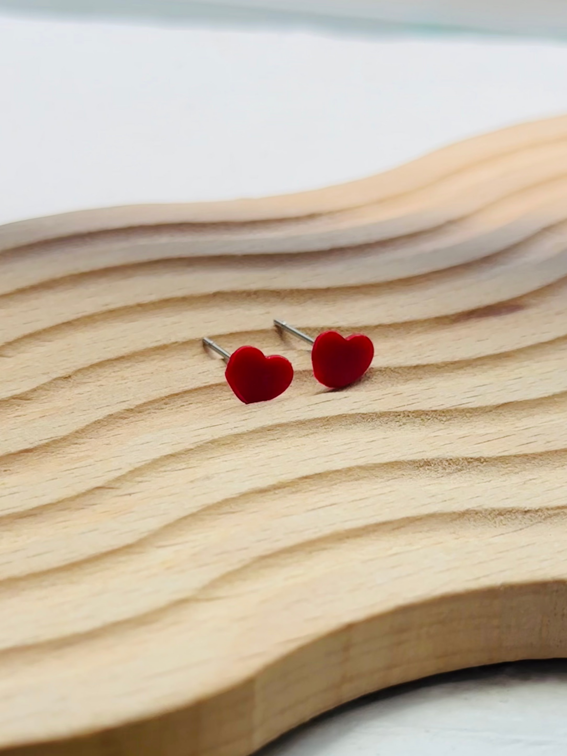 Hearty Heart Ear Stud