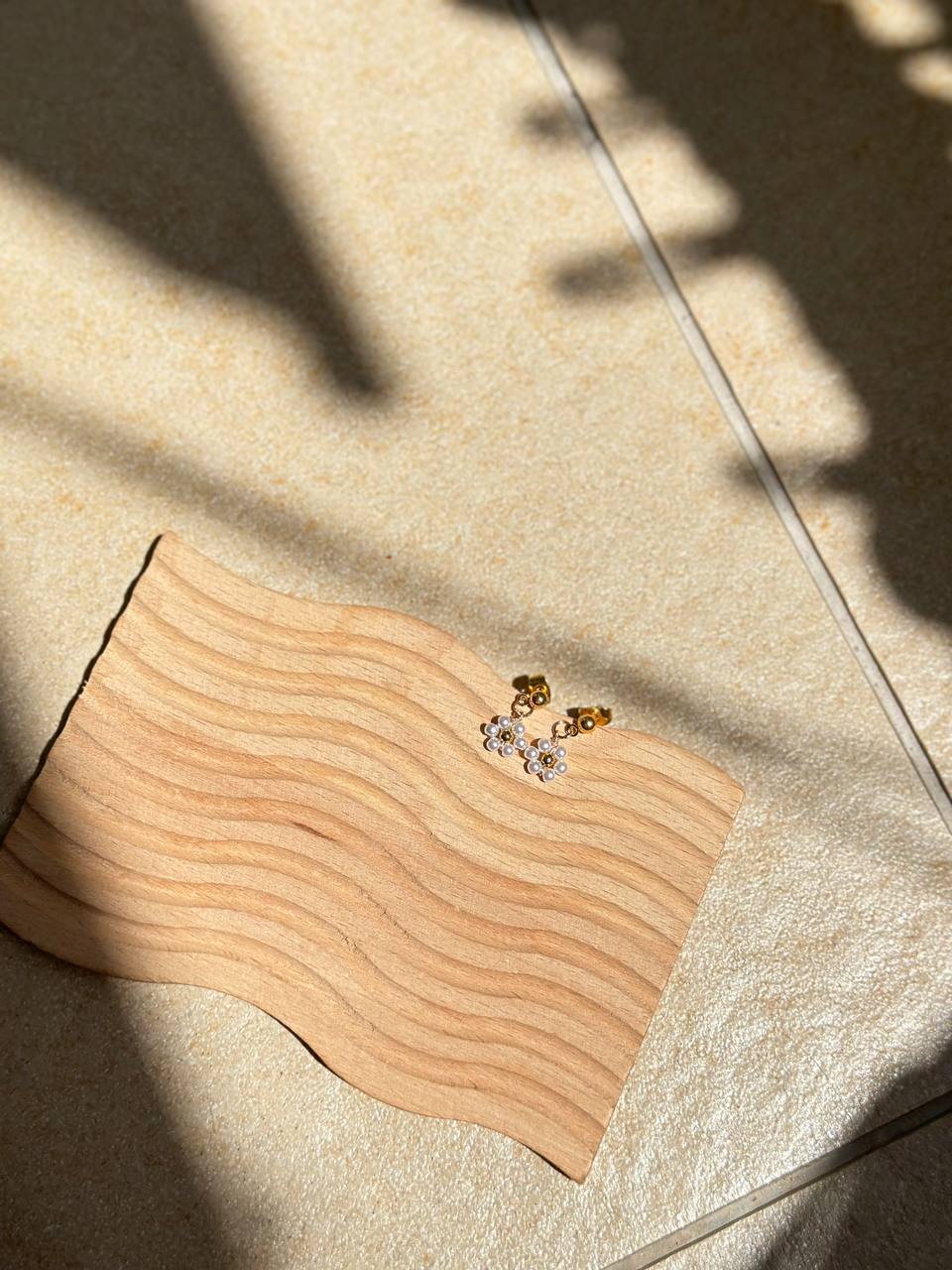 Mini Daisy Earrings